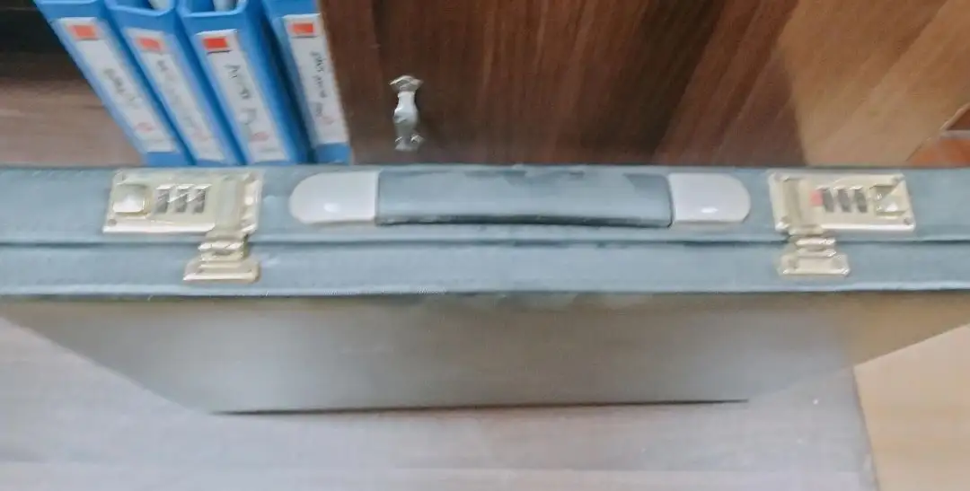 We are going x-ray light eye set completel