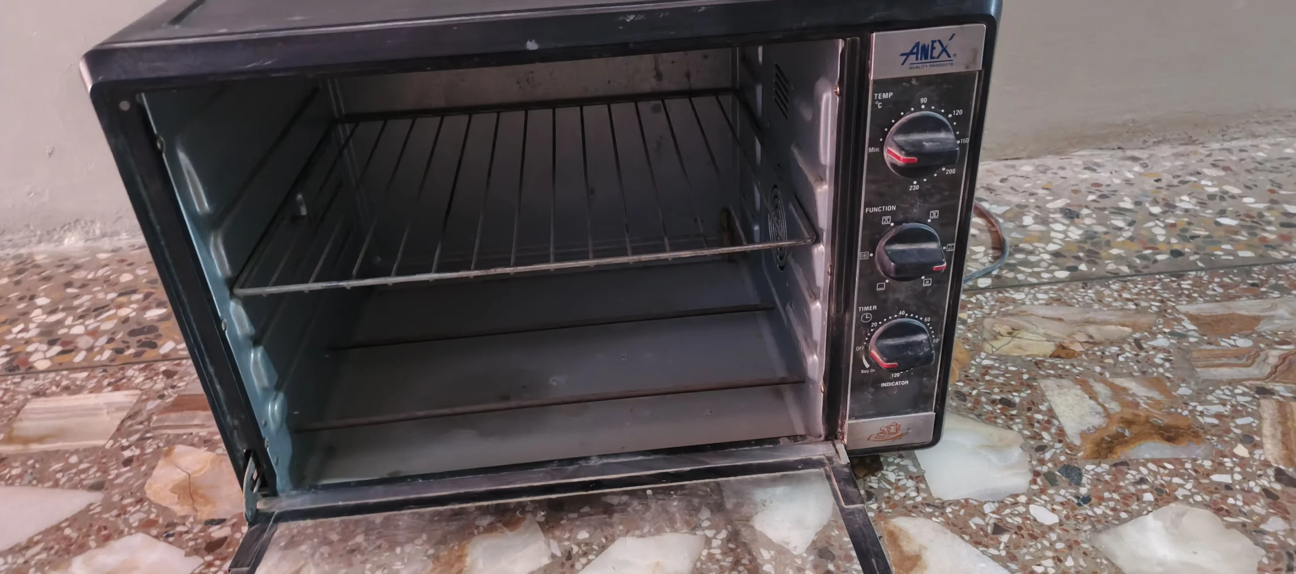 Electric Oven