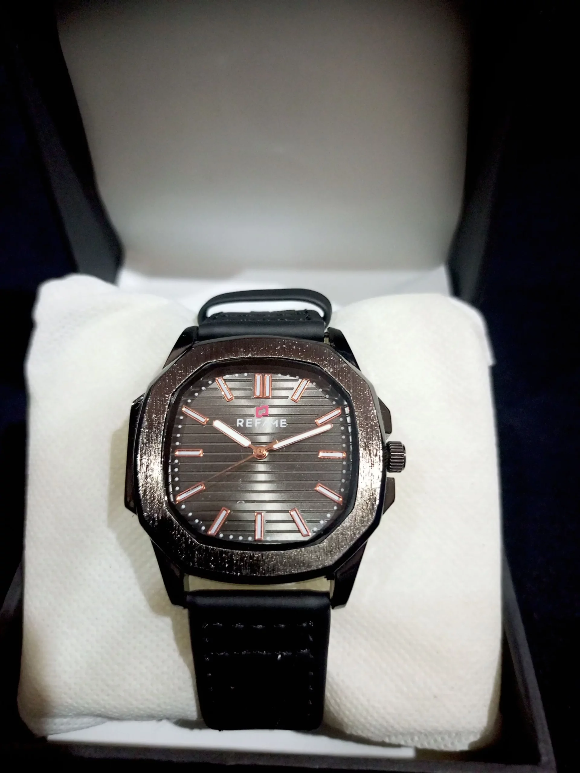 Wonderful watches for friends