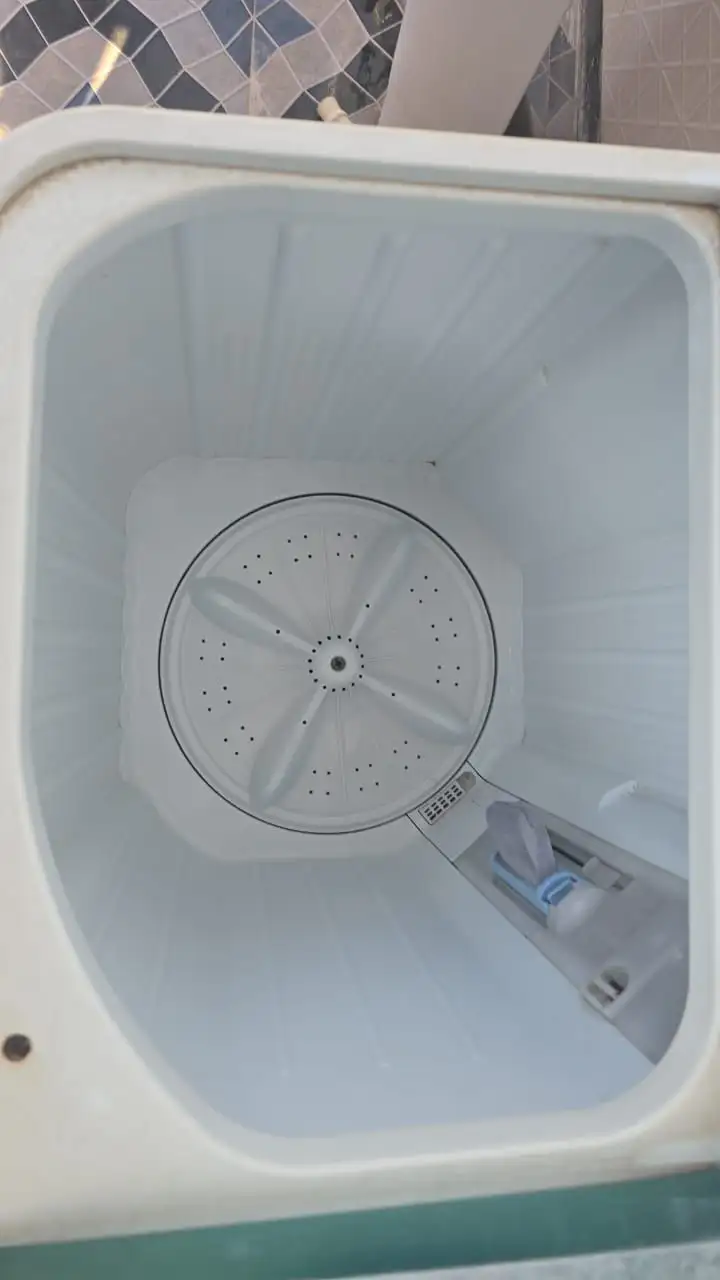 Higher ki double washing machine for urgent sale