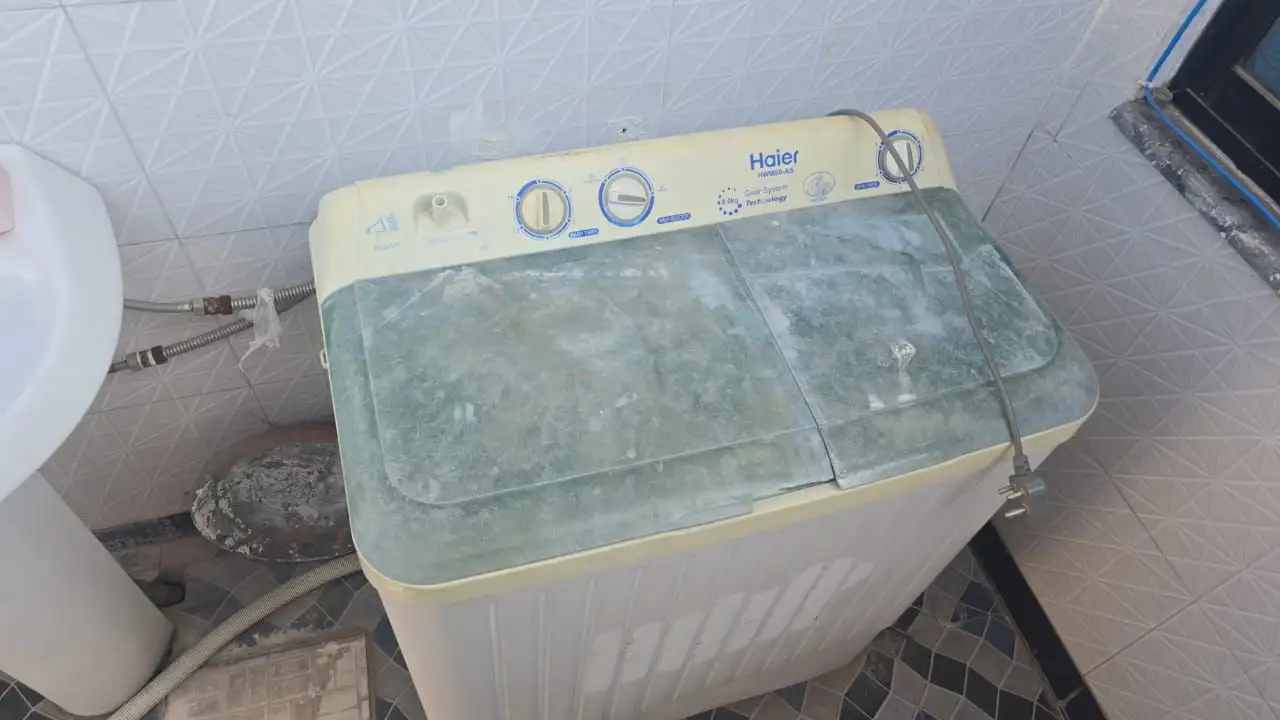 Higher ki double washing machine for urgent sale