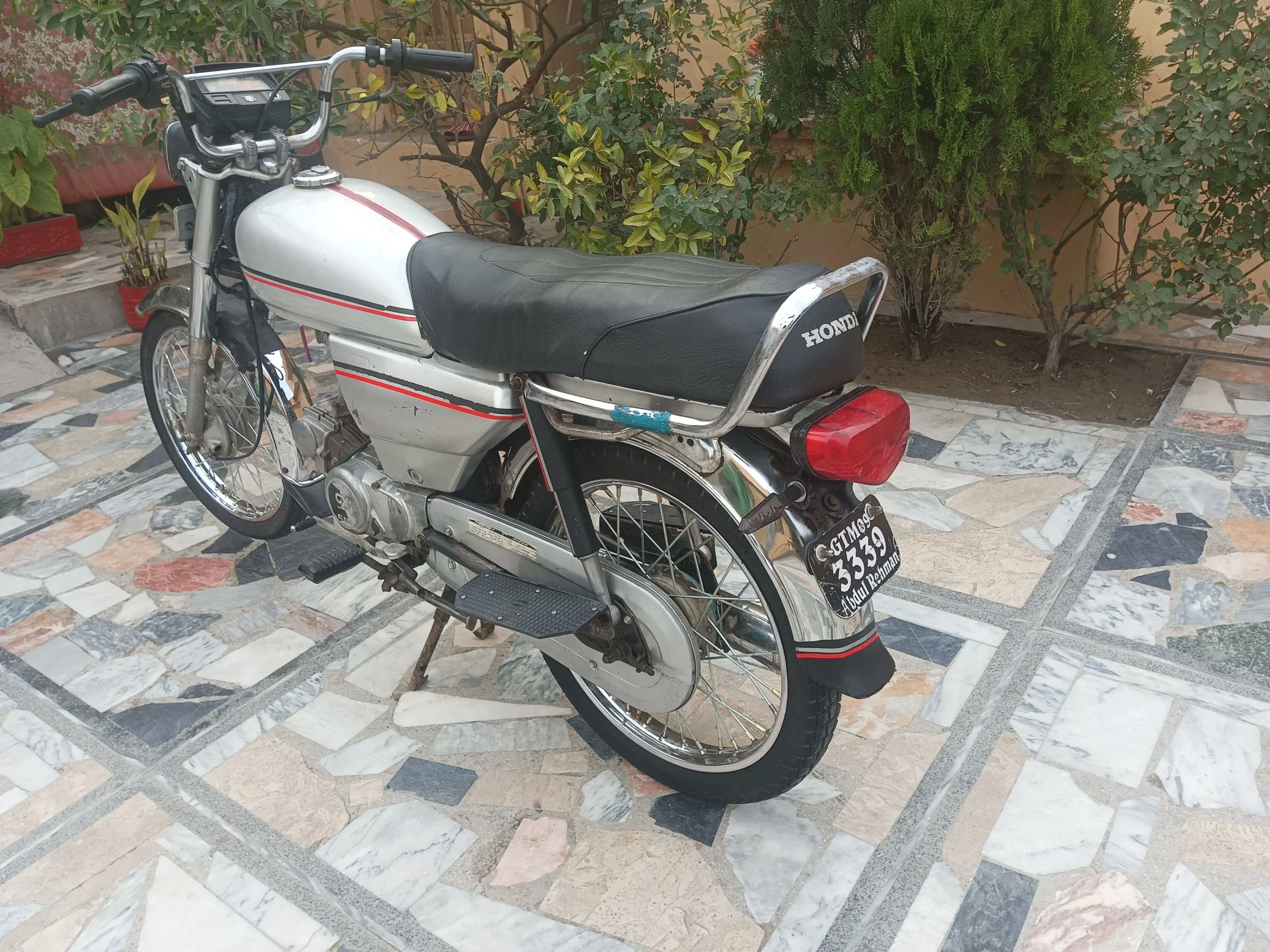 Dhoom bike 2009 model best in all condition