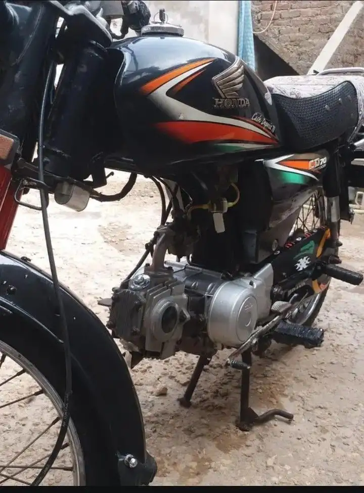 Original condition 10 by 10 original bike first ownar bike