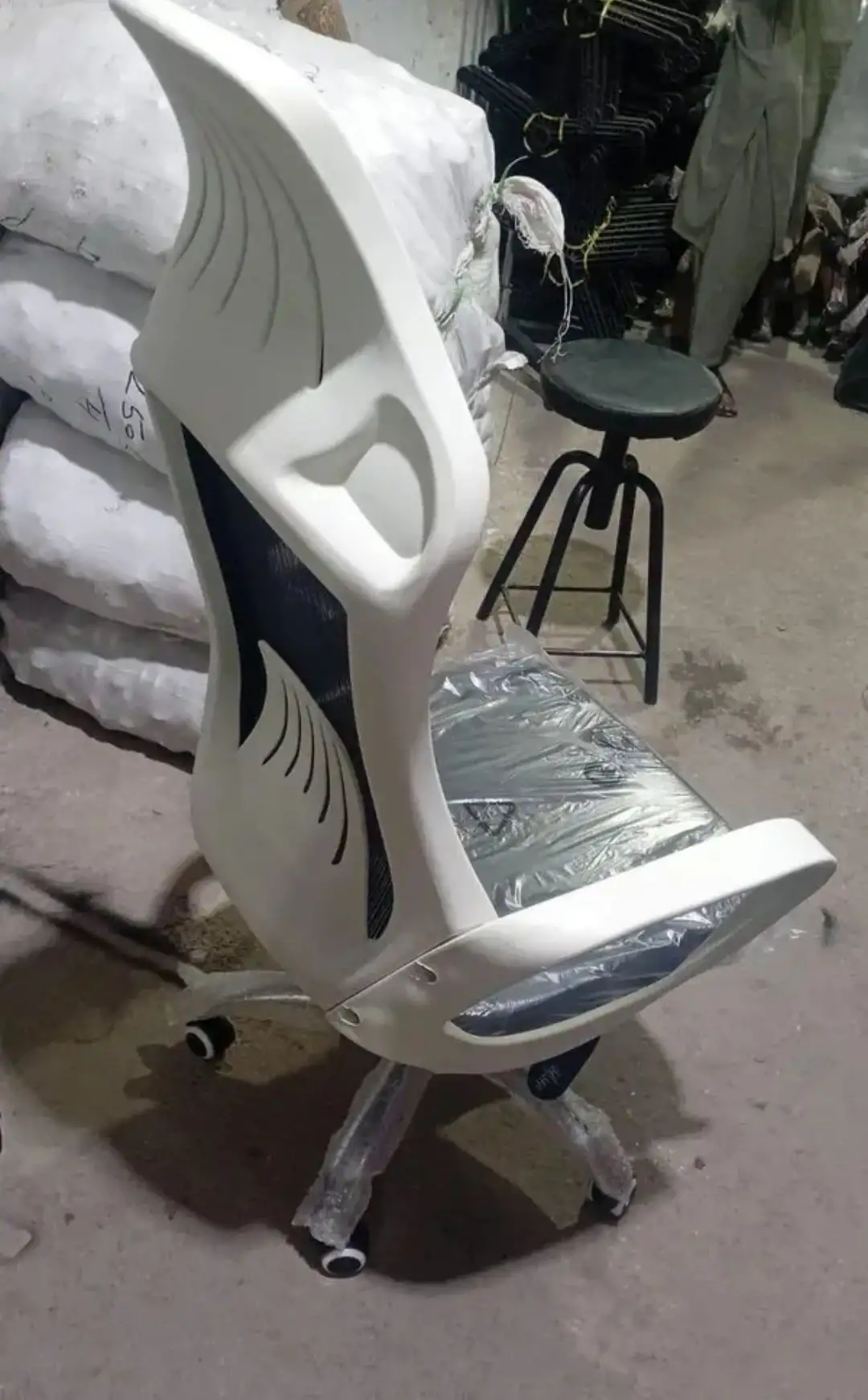 Revovling chair, study chair, computer chair, office chair, staff chair, Ergonomic chair,