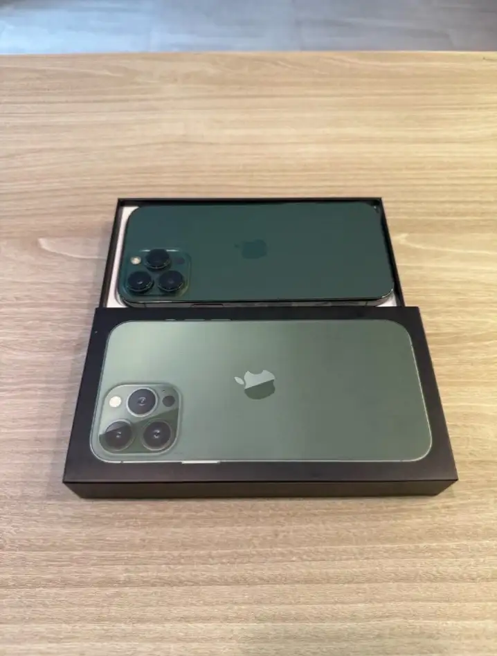 iphone Xsmax 11,12,13,14,15,16 Pro Max on instalment whatsap3261927684