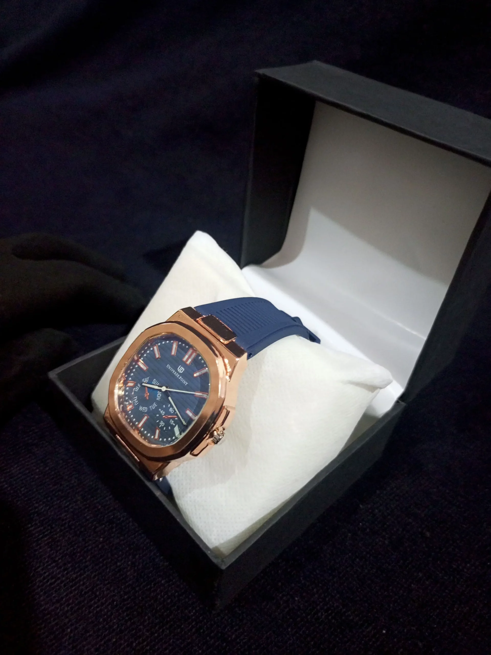 Wonderful watches for friends