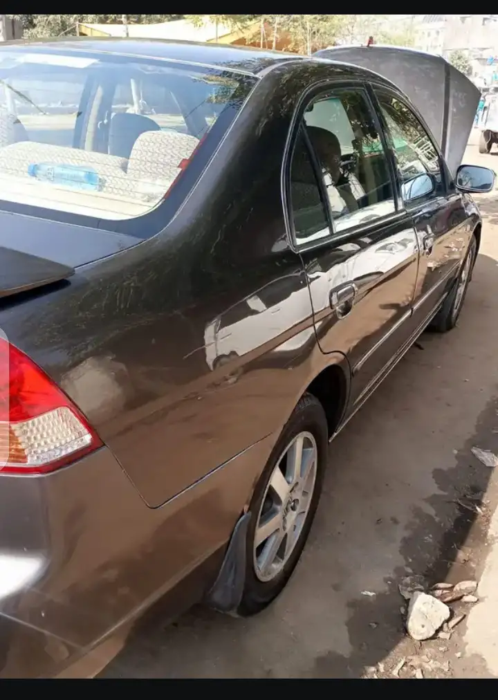 Honda civic 2005 bumper to bumper ORIGINAL