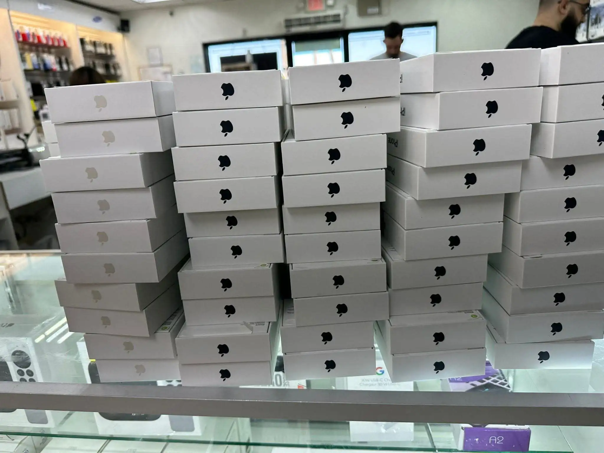 i Phone 8plus, 11,12,13,14,15 pro max on instalment Whatsap 3062623924