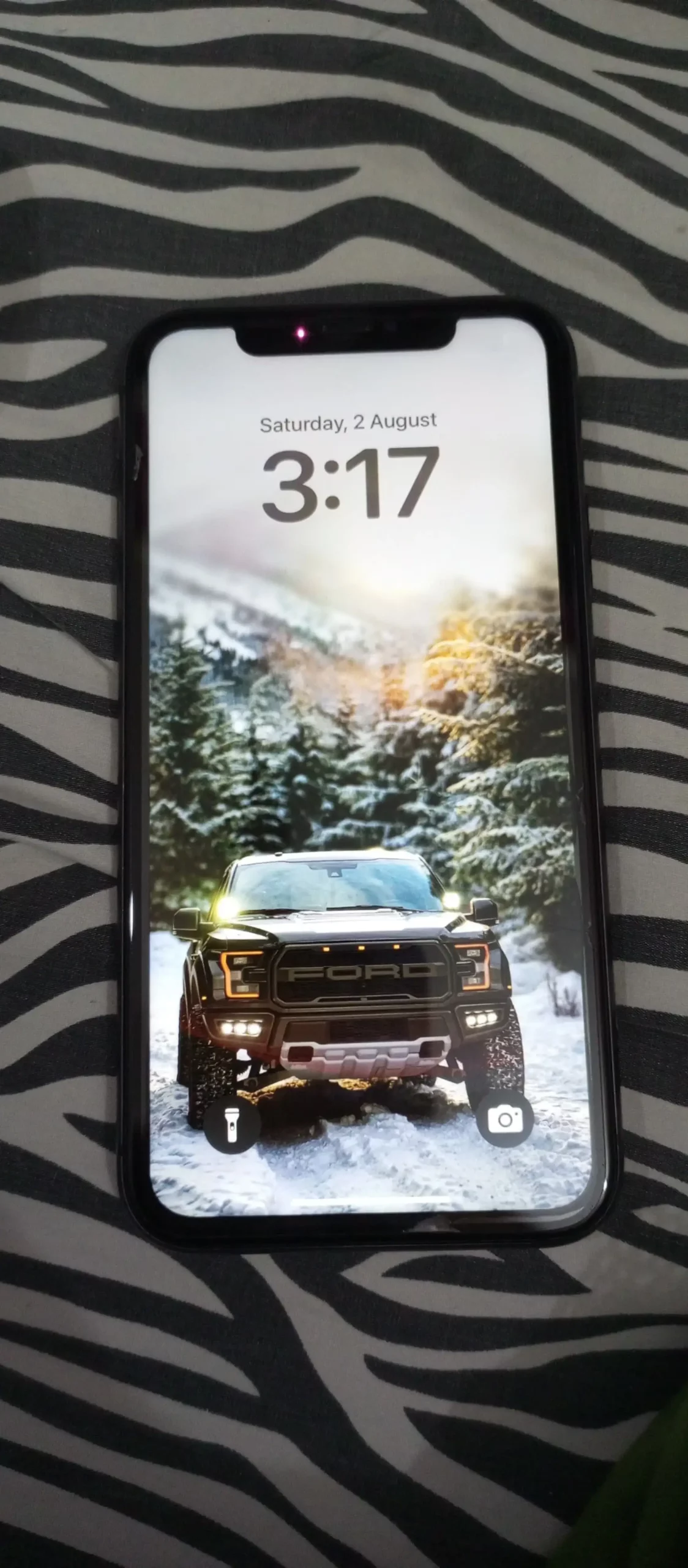 Iphone 11 64/GB Urgent Sale Need Money