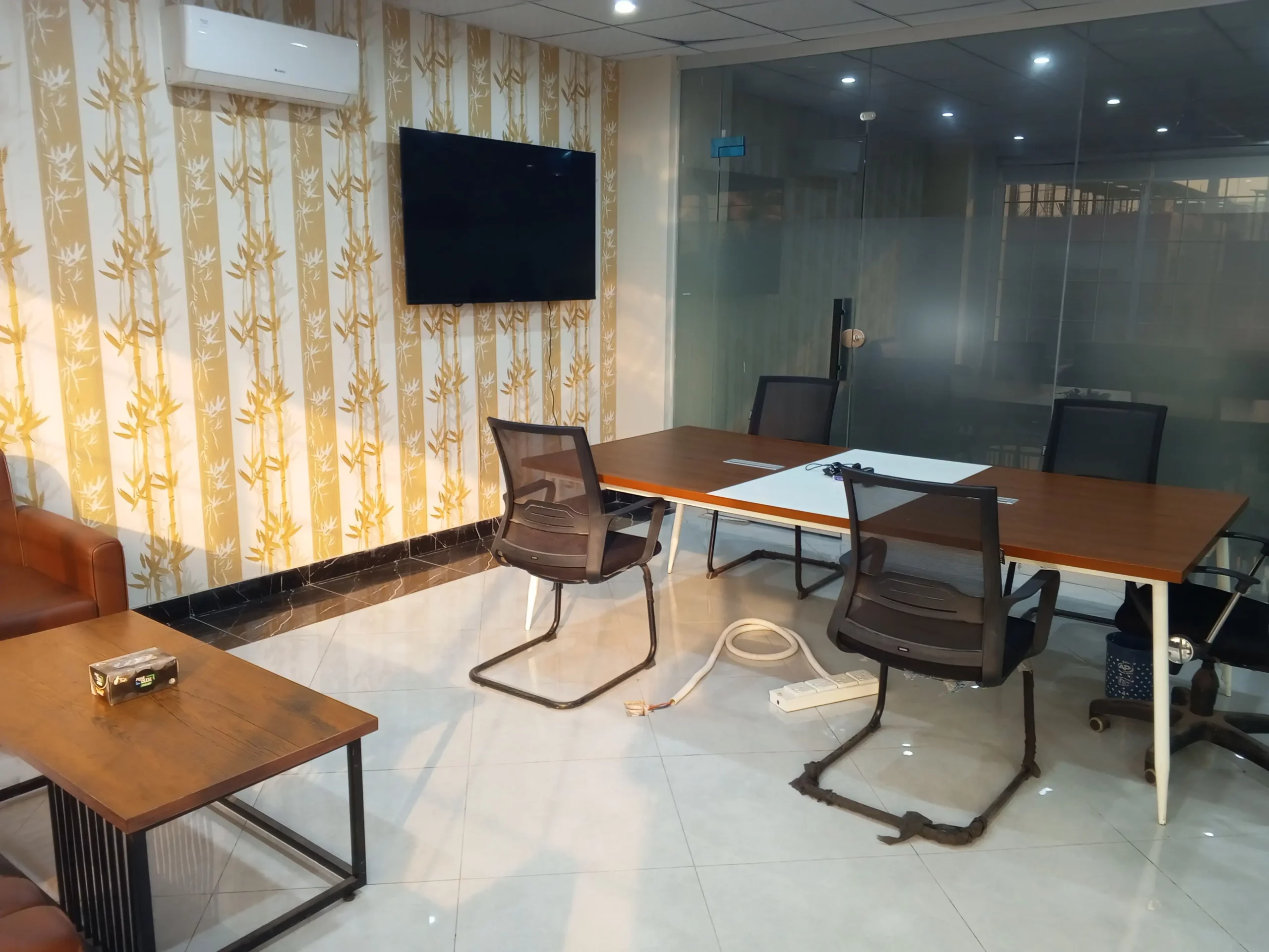 24 Marla Corner Brand New Hall for Rent Ready to Move 2nd Floor