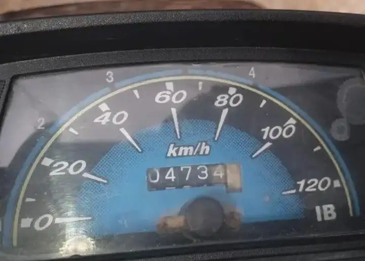 Original condition 10 by 10 original bike first ownar bike