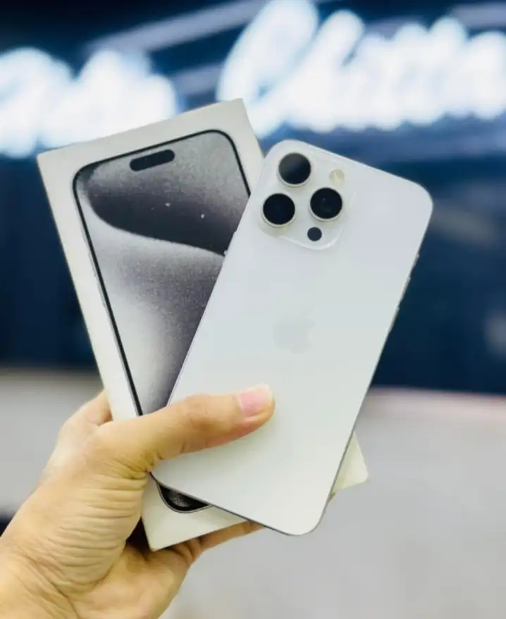 iphone Xsmax 11,12,13,14,15,16, 17 Pro Max available on instalment