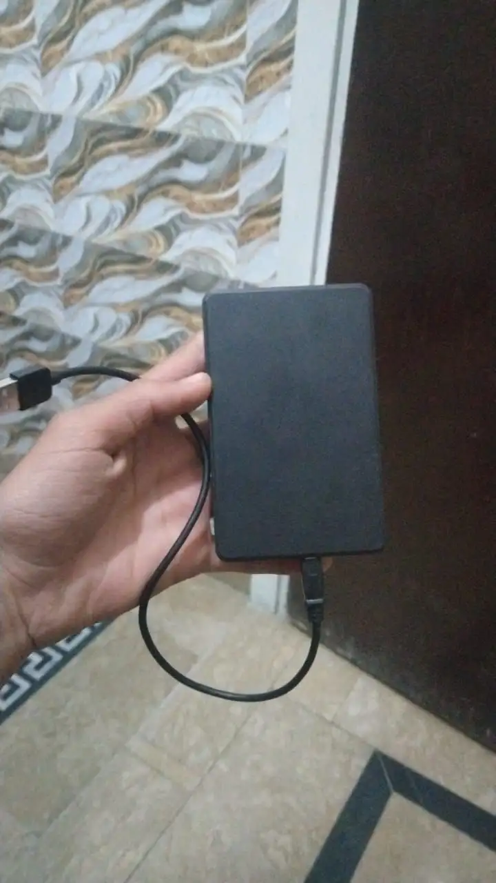 Hard drive almost new ha price final