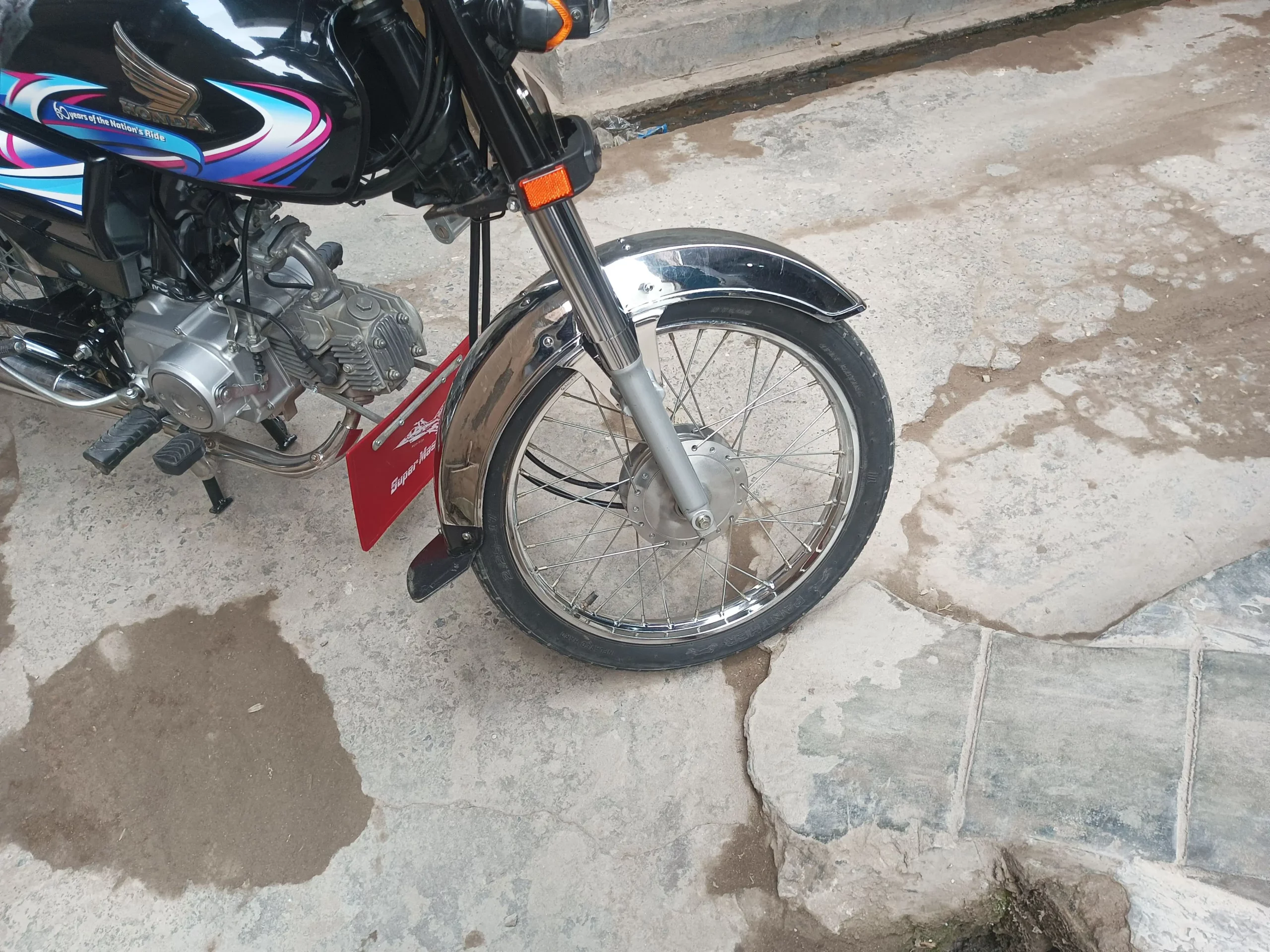 Honda CD 70 2024 model black color good condition