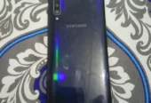 Samsung Galaxy A50 for sale. PTA urgent sale