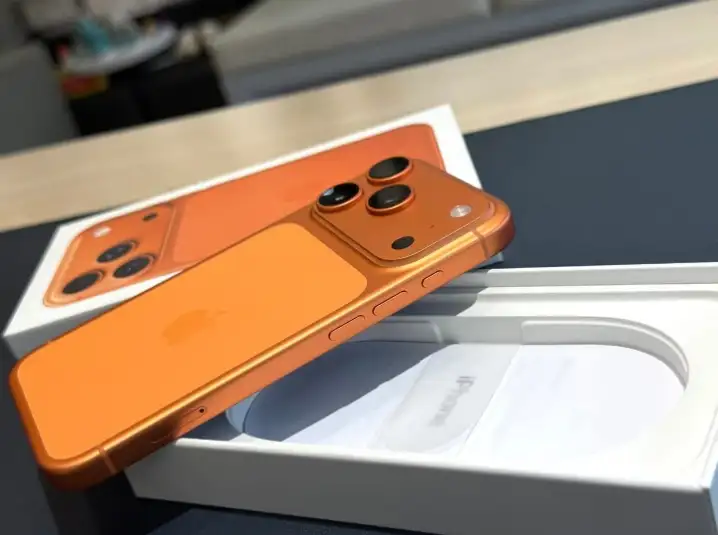 iphone Xsmax 11,12,13,14,15,16 Pro Max on instalment whatsap3261927684