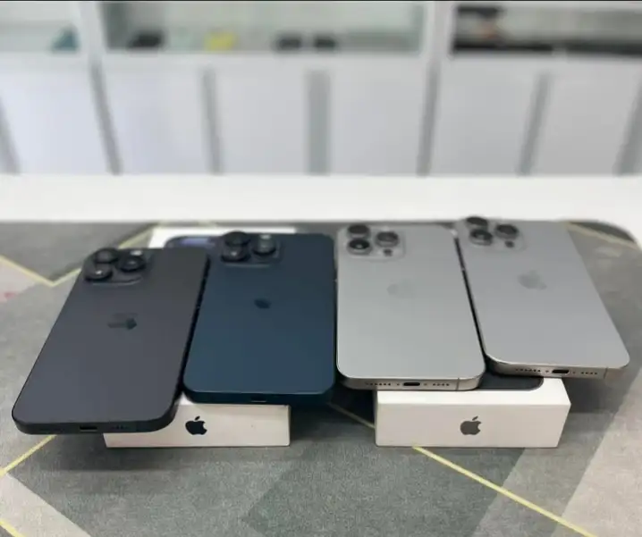 iphone Xsmax 11,12,13,14,15,16 Pro Max on instalment whatsap3261927684