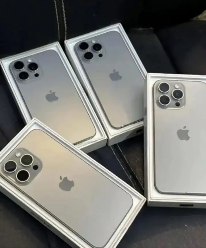 iphone Xsmax 11,12,13,14,15,16 Pro Max on instalment whatsap3261927684