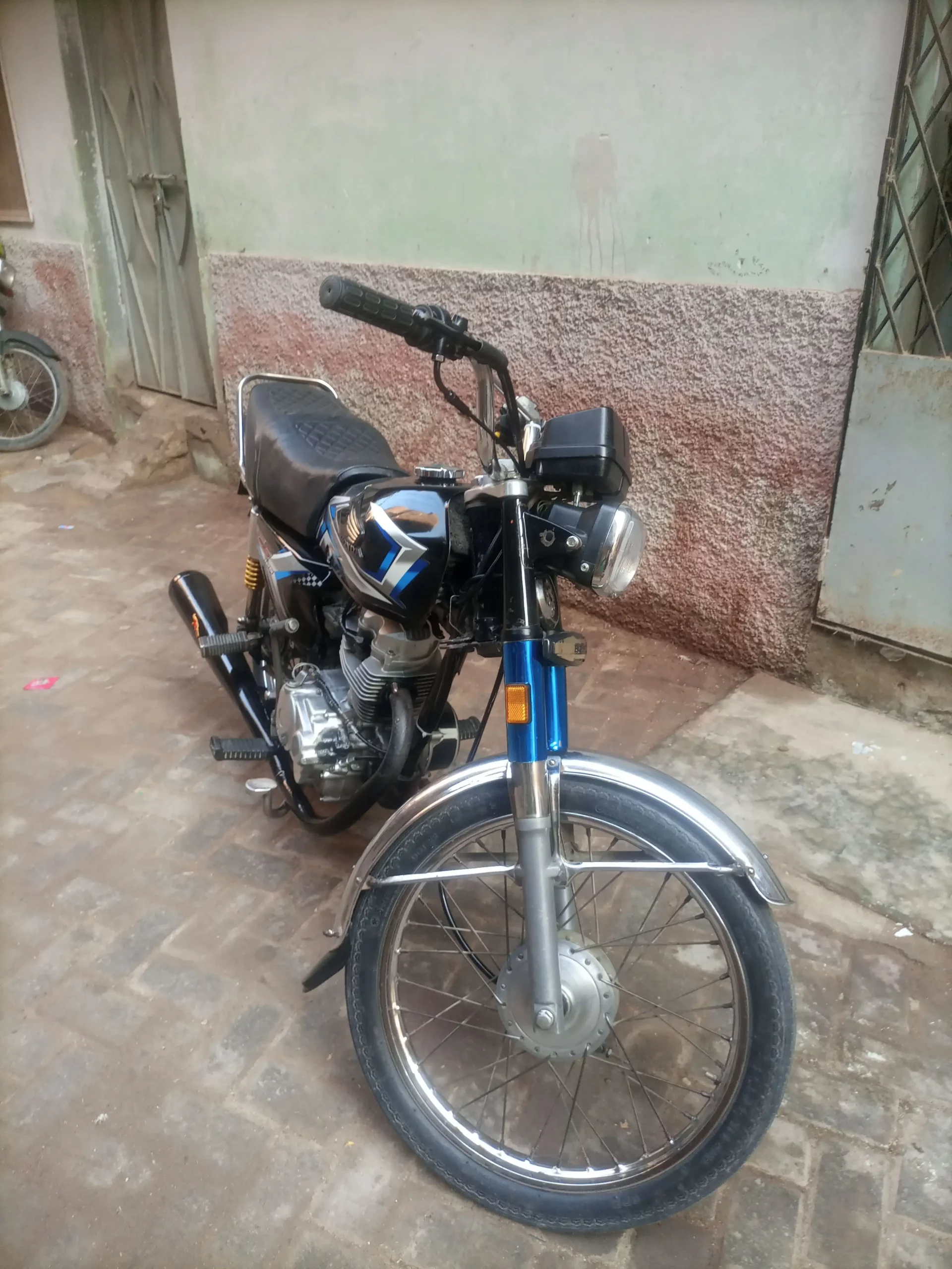 Honda 125 2003 model