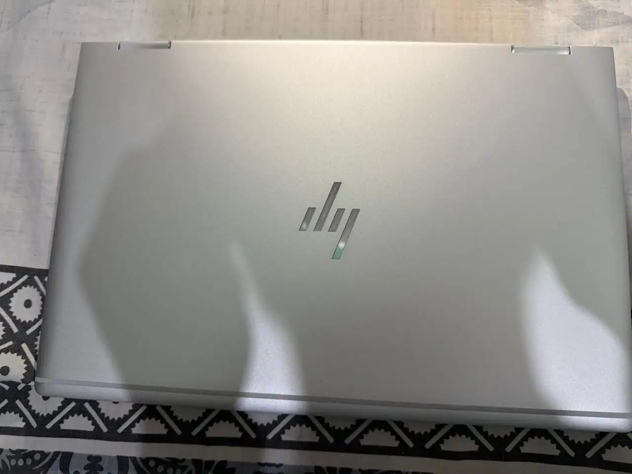 HP elitebook 1040 G5 core i5 8th 8/256