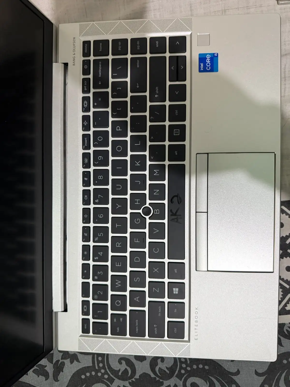 HP ELITEBOOK 840 G8 Ci5 11th 8GB RAM 256SSD