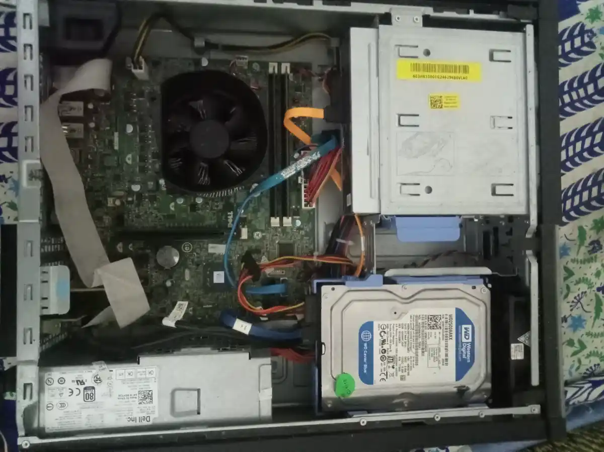 New computer for sale further information contact me this number 03064224191