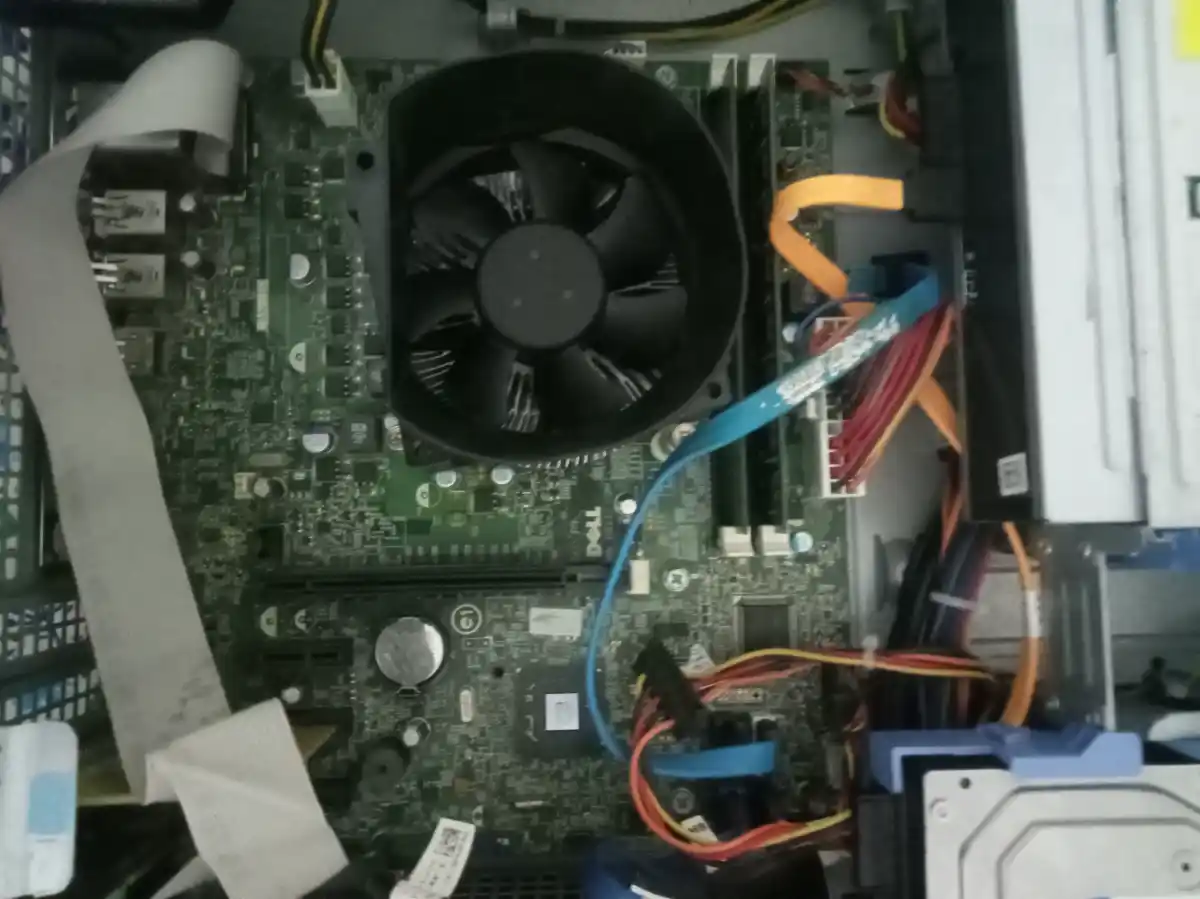 New computer for sale further information contact me this number 03064224191