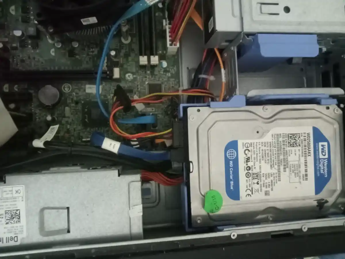 New computer for sale further information contact me this number 03064224191