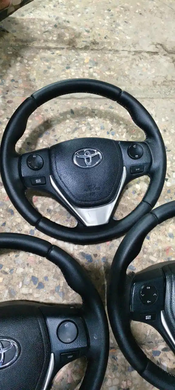 Toyota Corolla Grande Altis Gli Multimedia Steering wheel