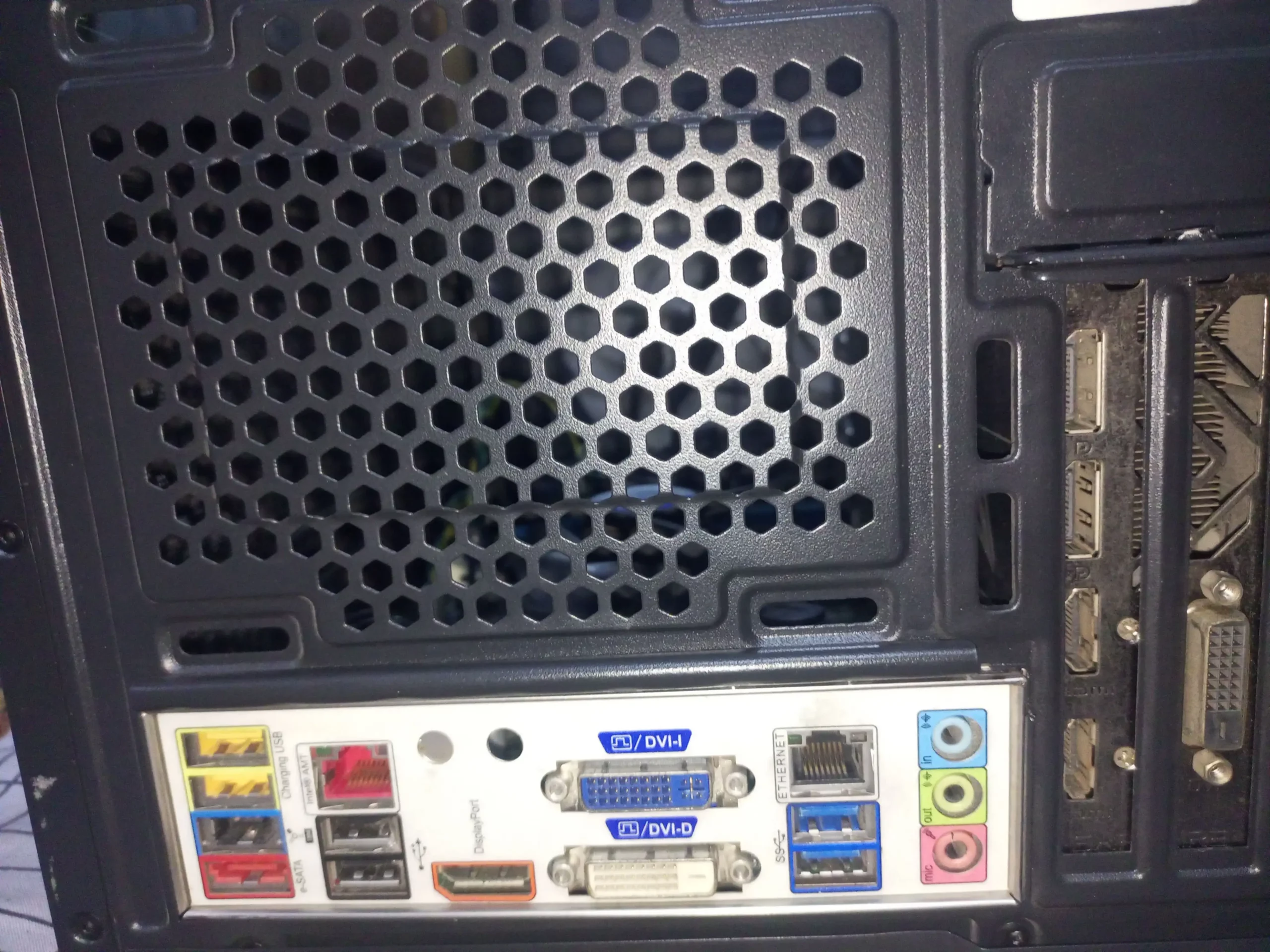 Intel Core i7 3770K With Gpu With Led