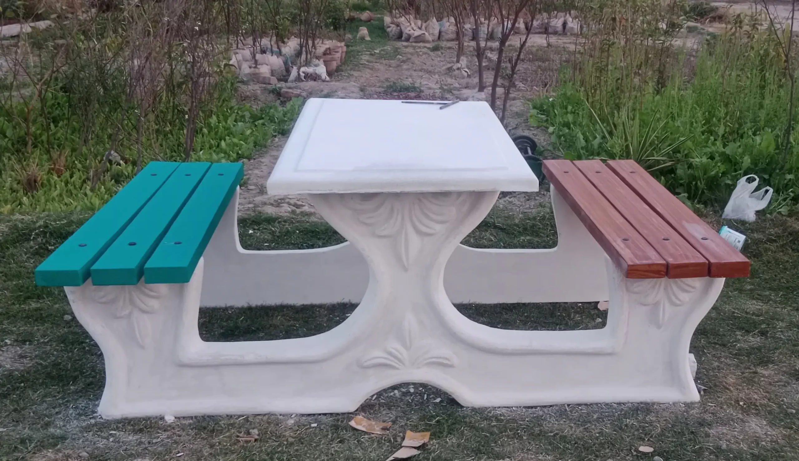 Garden Banch outdoor seating