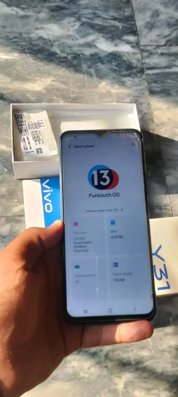 Vivo Y31 4/128 snapdragon processor with box and charger
