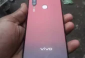 8/256 vivo y 17