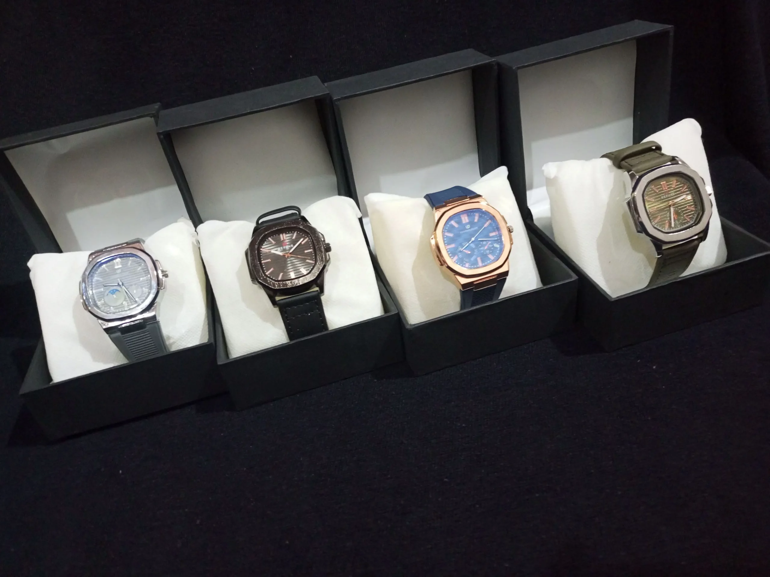 Wonderful watches for friends