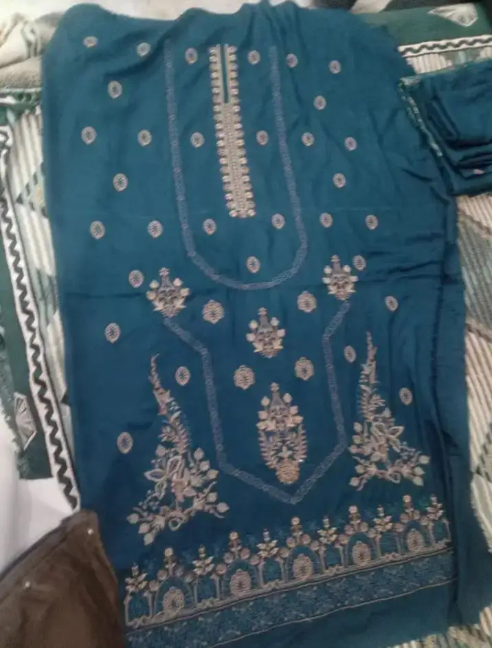 Dhanak zinc chicken soot