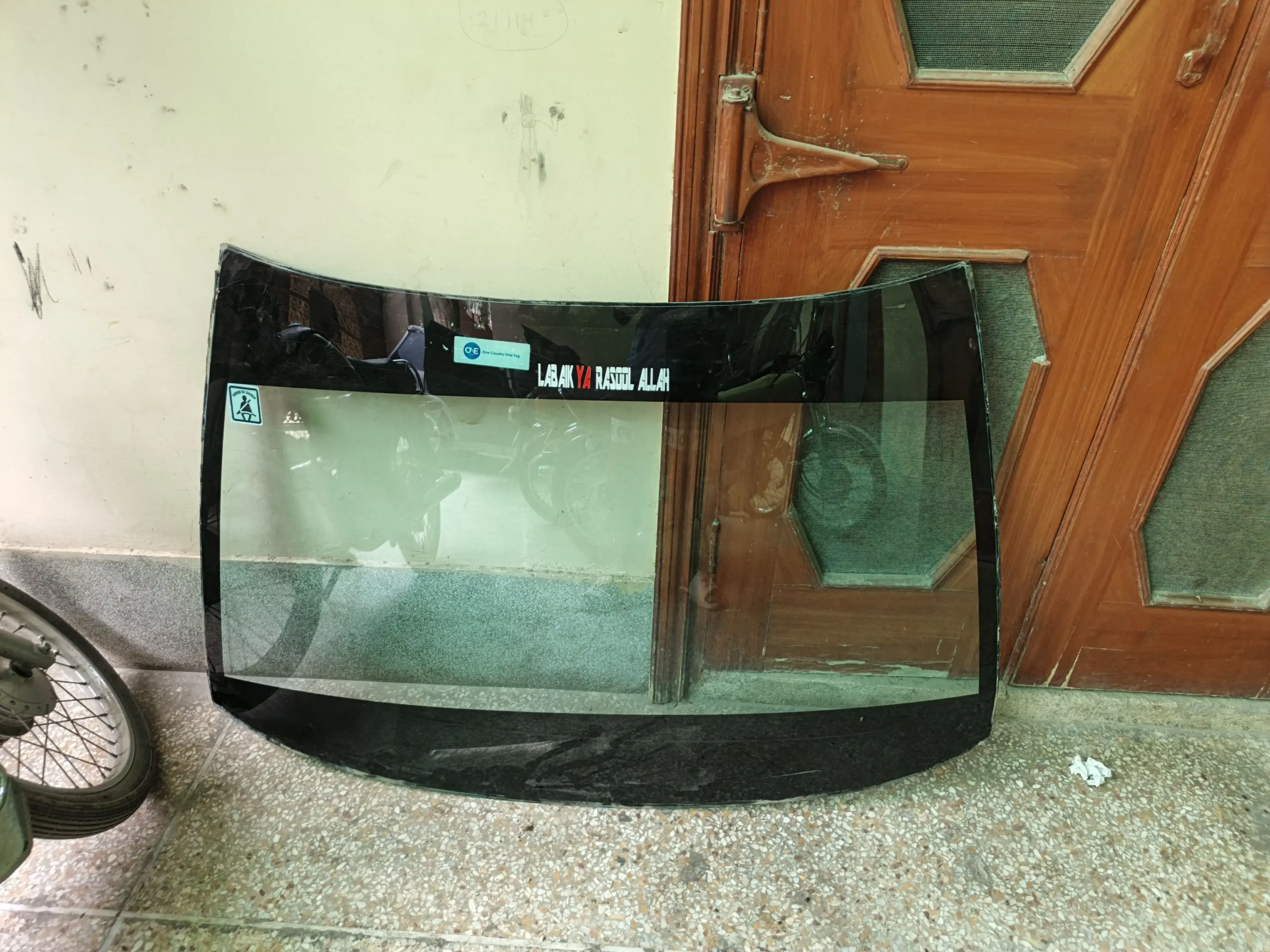 Cultus front secreen