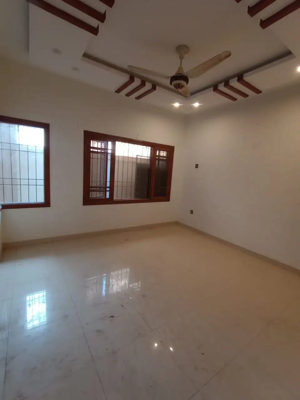 For Rent office FURNISHED/Non Furnished GULSHAN Iqbal