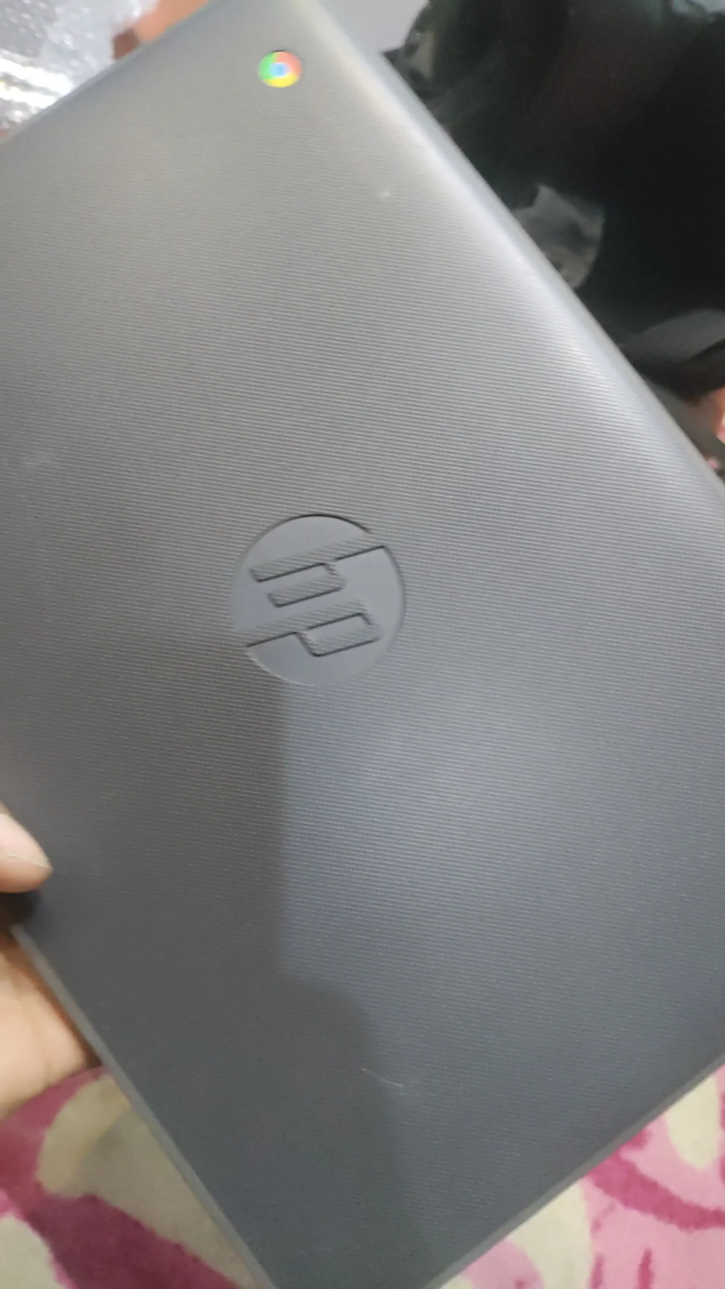 HP CHROMEBOOK 4GB 32GB TYPE C CAHRGER