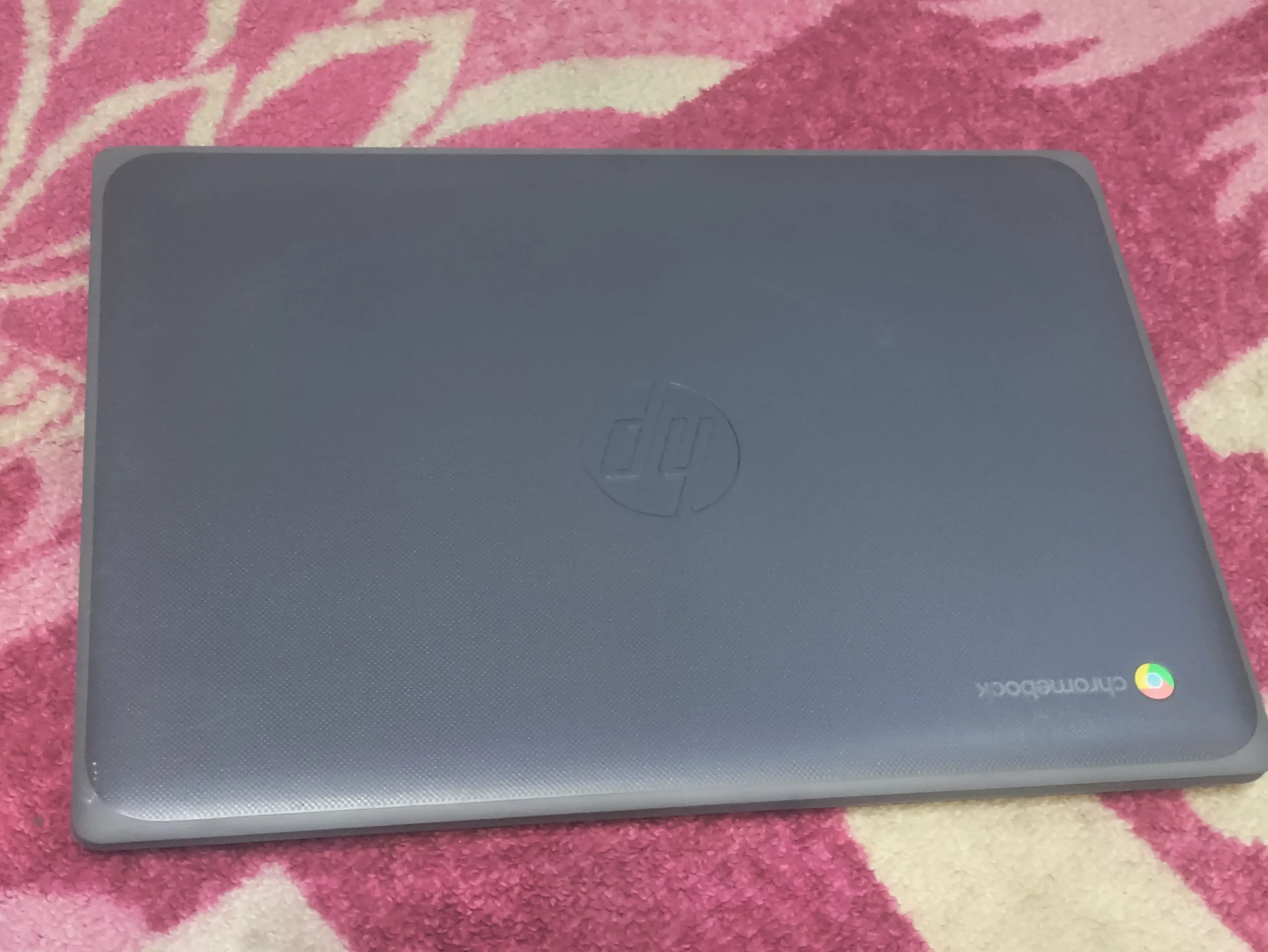 HP CHROMEBOOK 4GB 32GB TYPE C CAHRGER