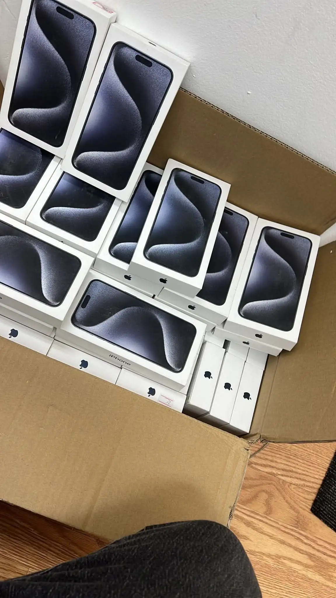 i Phone 8plus, 11,12,13,14,15 pro max on instalment Whatsap 3062623924