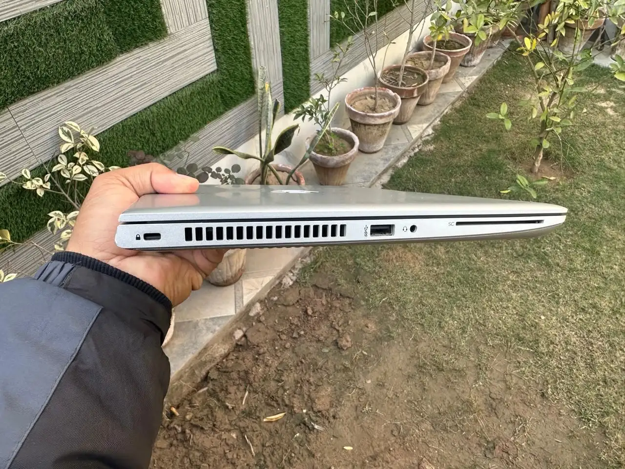 HP ProBook 640 G4 | Core i7 8th Gen | 16GB RAM | 10/10 With Charger!