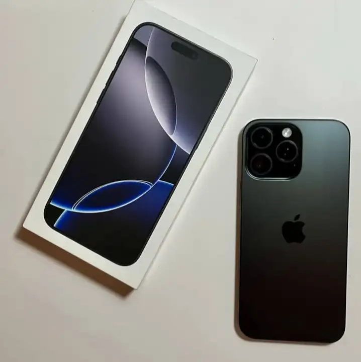 iphone Xsmax 11,12,13,14,15,16, 17 Pro Max available on instalment