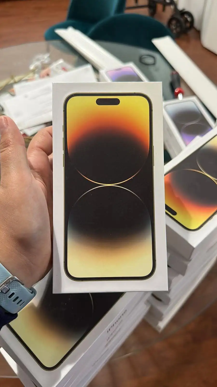 i Phone 8plus, 11,12,13,14,15 pro max on instalment Whatsap 3062623924