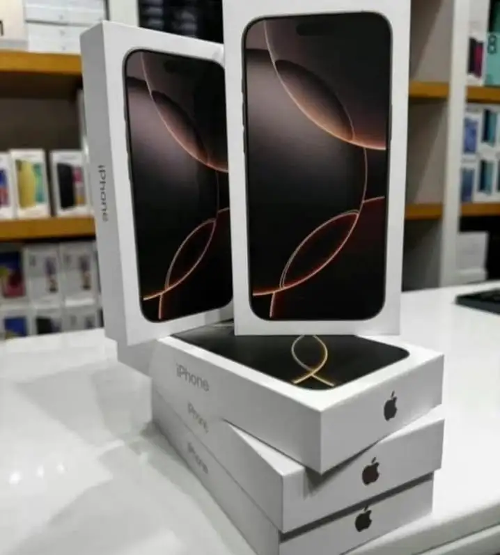 iphone Xsmax 11,12,13,14,15,16, 17 Pro Max available on instalment