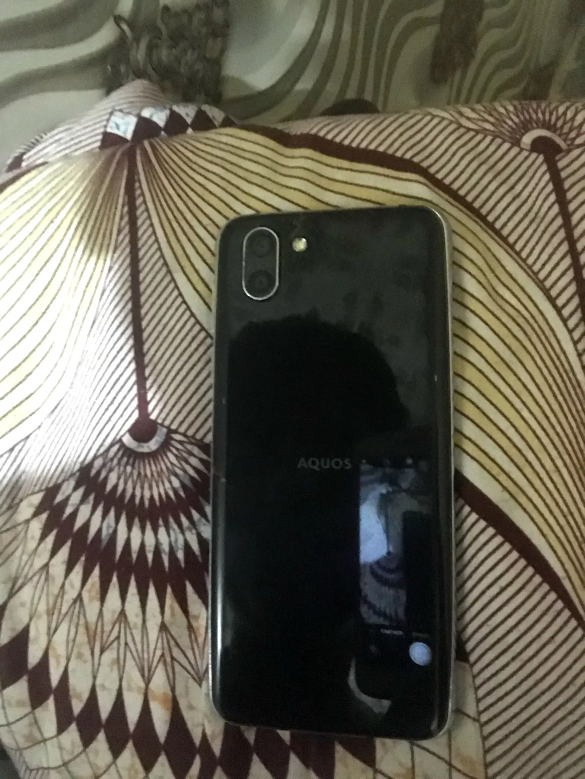 aquos r2 non pta 64gb upr sa pannal work nhi krtaa ha jaha pr mark kya hua ha back hlki si