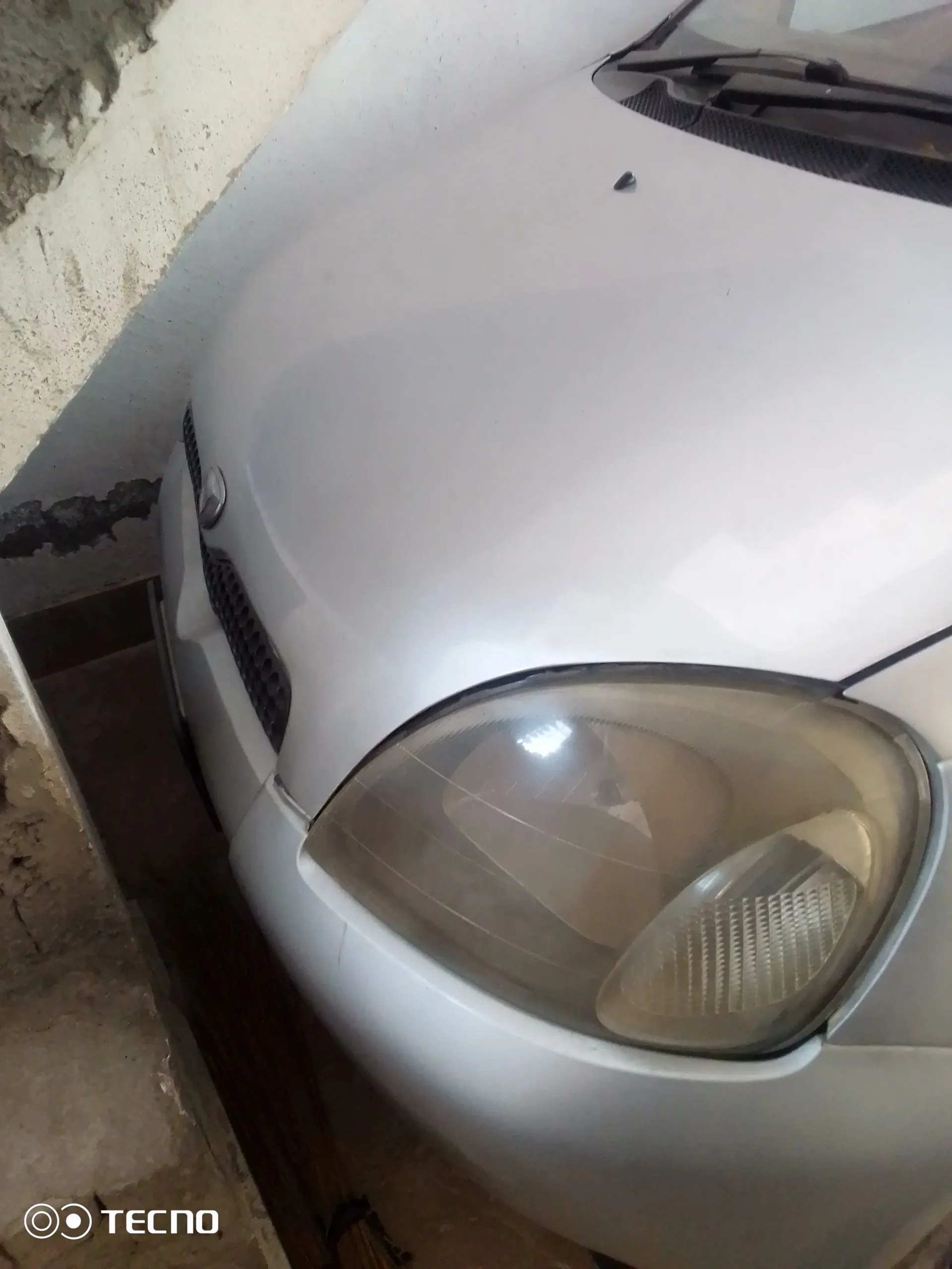 Toyota vitz 2000model