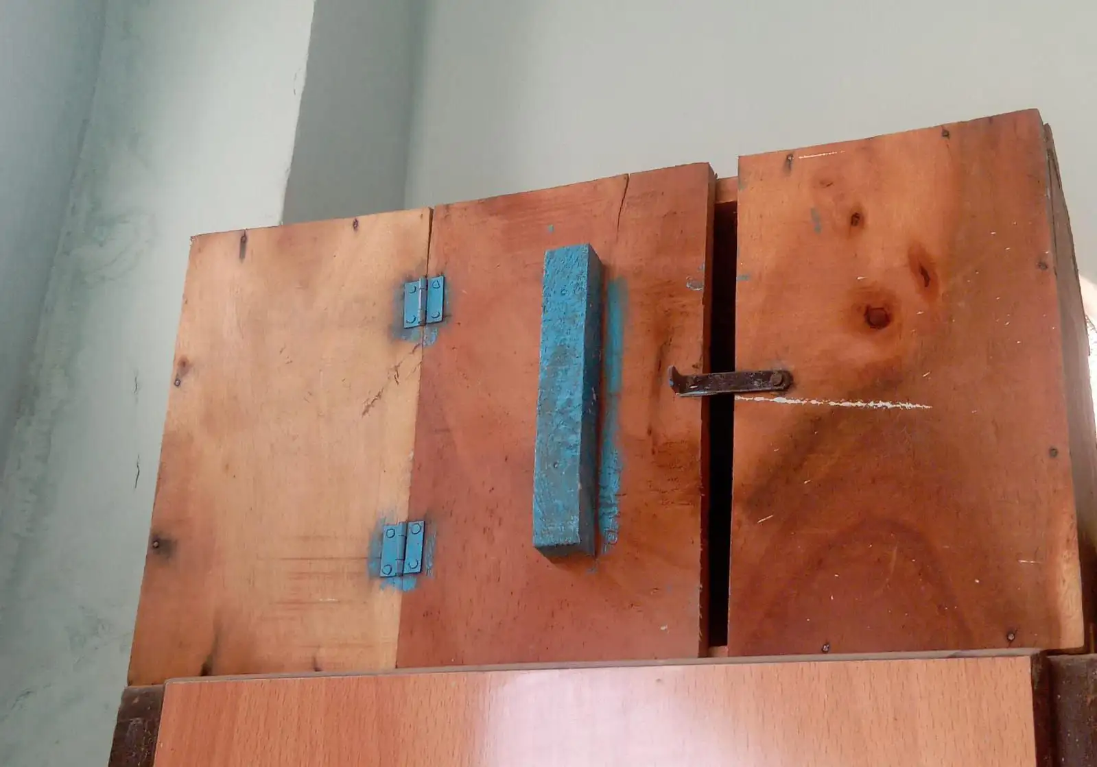 Breeding box for sell