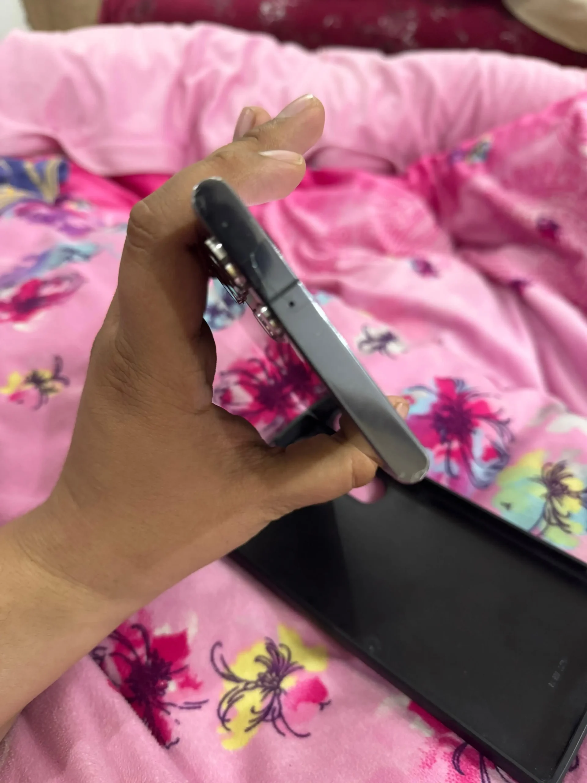 S22 ultra black colour