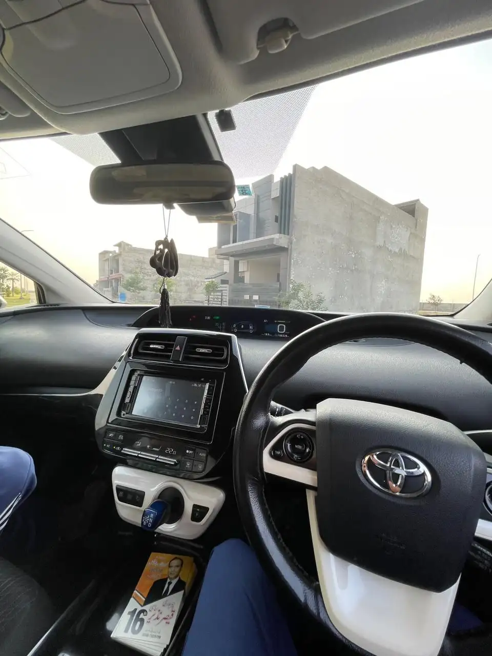 Toyota Prius Hybrid S