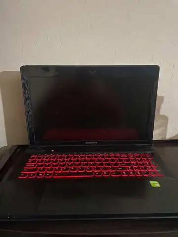 Lenovo laptop 16gb Ram 256ssd 2gb graphic card Nvidia 755m 2 cards